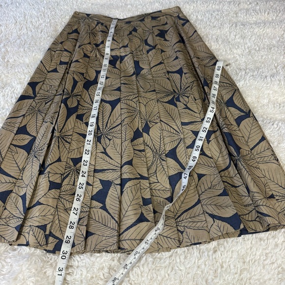 MARGARET HOWELL Floral Print Pleated Silk Skirt - Picture 6 of 12